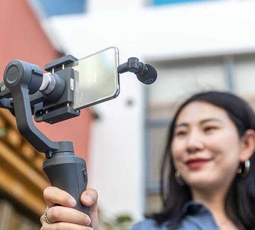 Buy BOYA BY-M100D Mininature Condenser Microphone for iPhone from Vmart in Pakistan