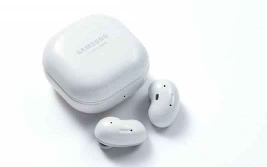 Buy Samsung Galaxy Buds Live - Mystic White from Vmart in Pakistan