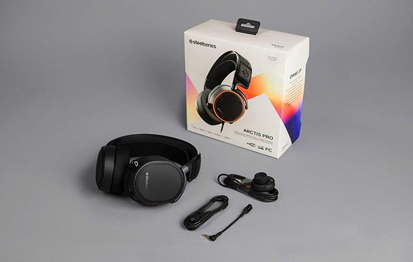 Buy SteelSeries Arctis Pro High Resolution Gaming Headset from Vmart in Pakistan