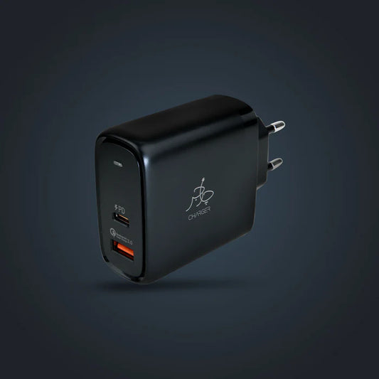 Buy Taar Fusion Dual Boost PD 45W Charger (C to C Cable Included) from Vmart in Pakistan