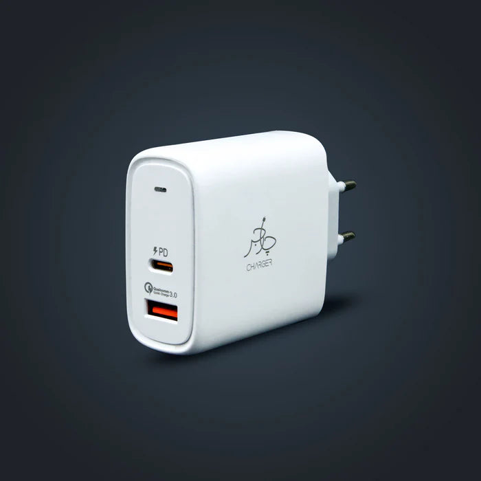 Buy Taar Fusion Dual Boost PD 45W Charger (C to C Cable Included) from Vmart in Pakistan