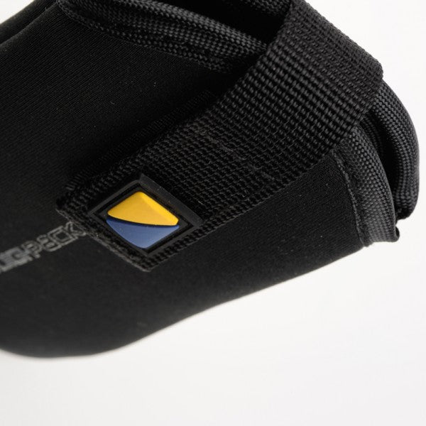 Buy Travel Blue Mobile Pouch from Vmart in Pakistan