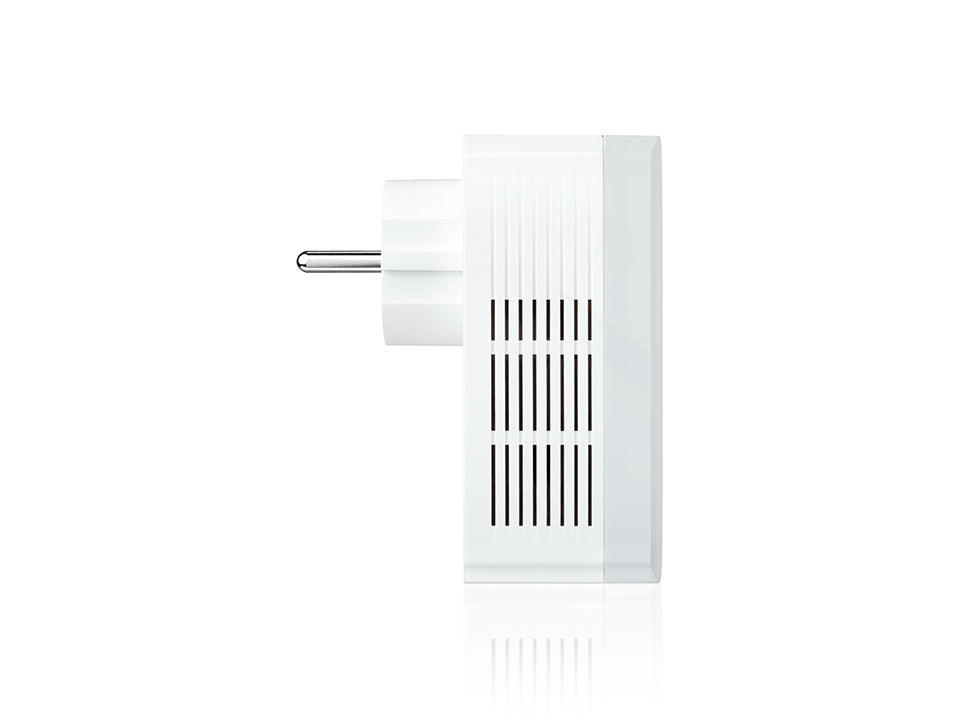 Buy TP-Link TL-PA4010P AV500 Powerline Adapter with AC Pass Through from Vmart in Pakistan