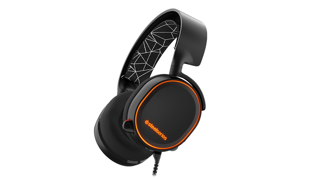Buy SteelSeries Arctis 5 7.1 Surround RGB Gaming Headset from Vmart in Pakistan