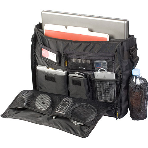 Buy Targus 16"-17.3" XL CityGear Messenger Laptop Case from Vmart in Pakistan