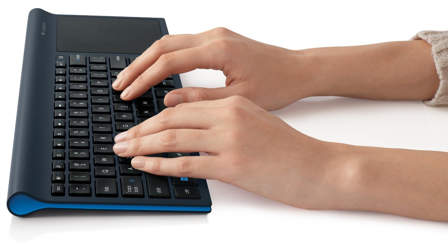 Buy Logitech Wireless All-In-One Keyboard TK820 from Vmart in Pakistan
