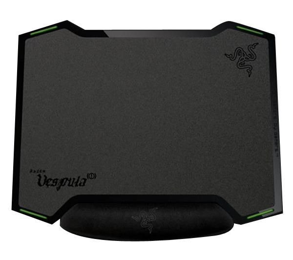Buy Razer Vespula Dual Sided Gaming Mouse Mat from Vmart in Pakistan