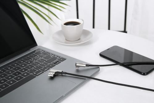 Aukey 90 Nylon USB-A To Lightning Cable