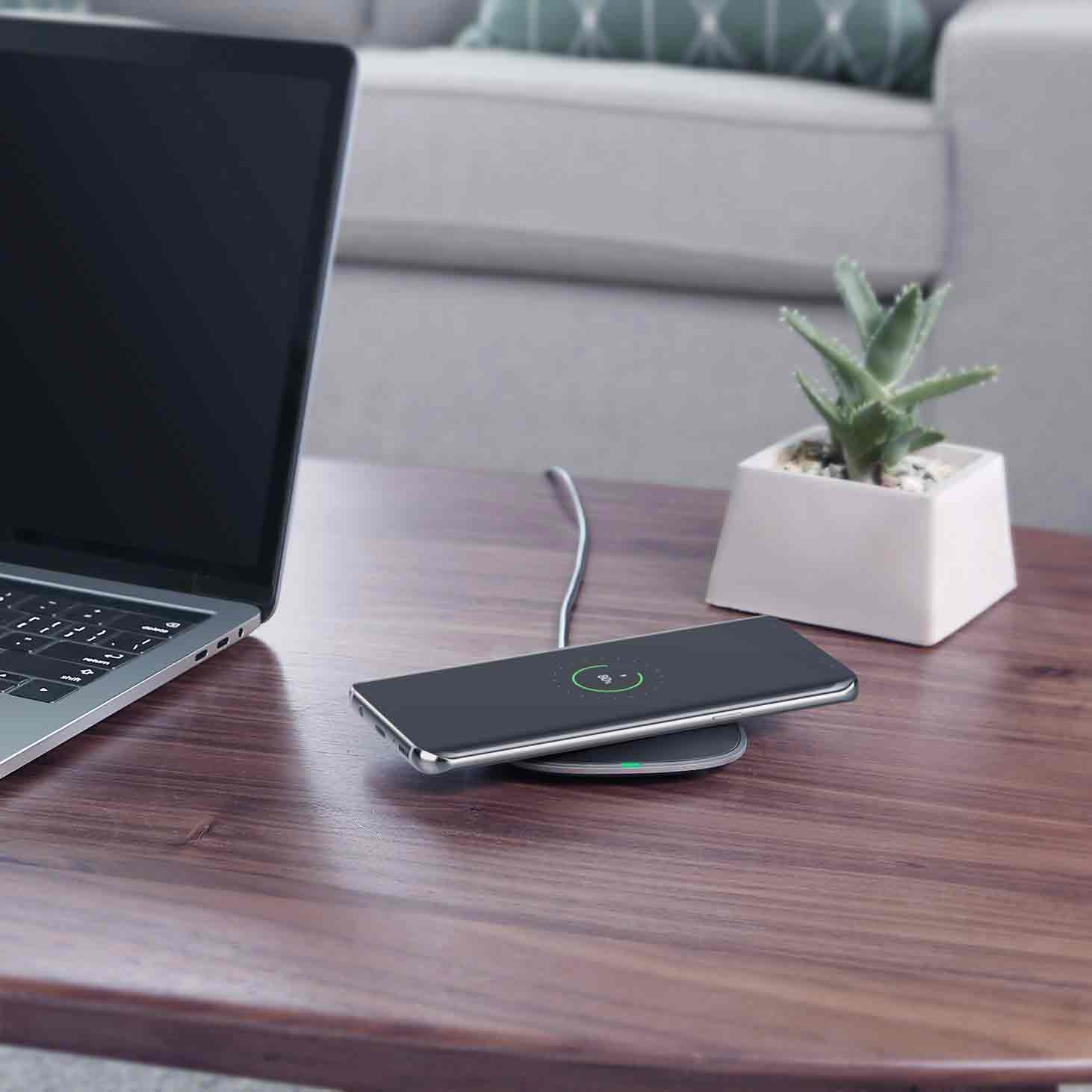 Aukey Graphite Q 10W Wireless Fast Charger