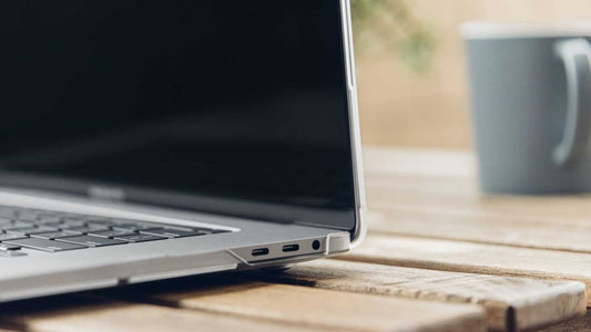 Buy Moshi iGlaze Hardshell Case Stealth Clear for MacBook Pro 16 from Vmart in Pakistan