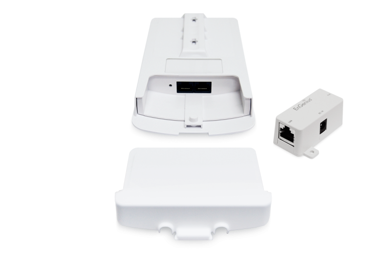 Buy EnGenius ENS500 High-Powered, Long-Range 5 GHz Wireless N300 Outdoor Bridge from Vmart in Pakistan