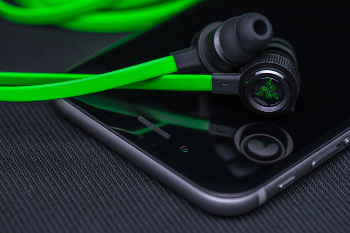 Razer Hammerhead Pro V2 In-Ear Headphones with Mic and In-Line Remote