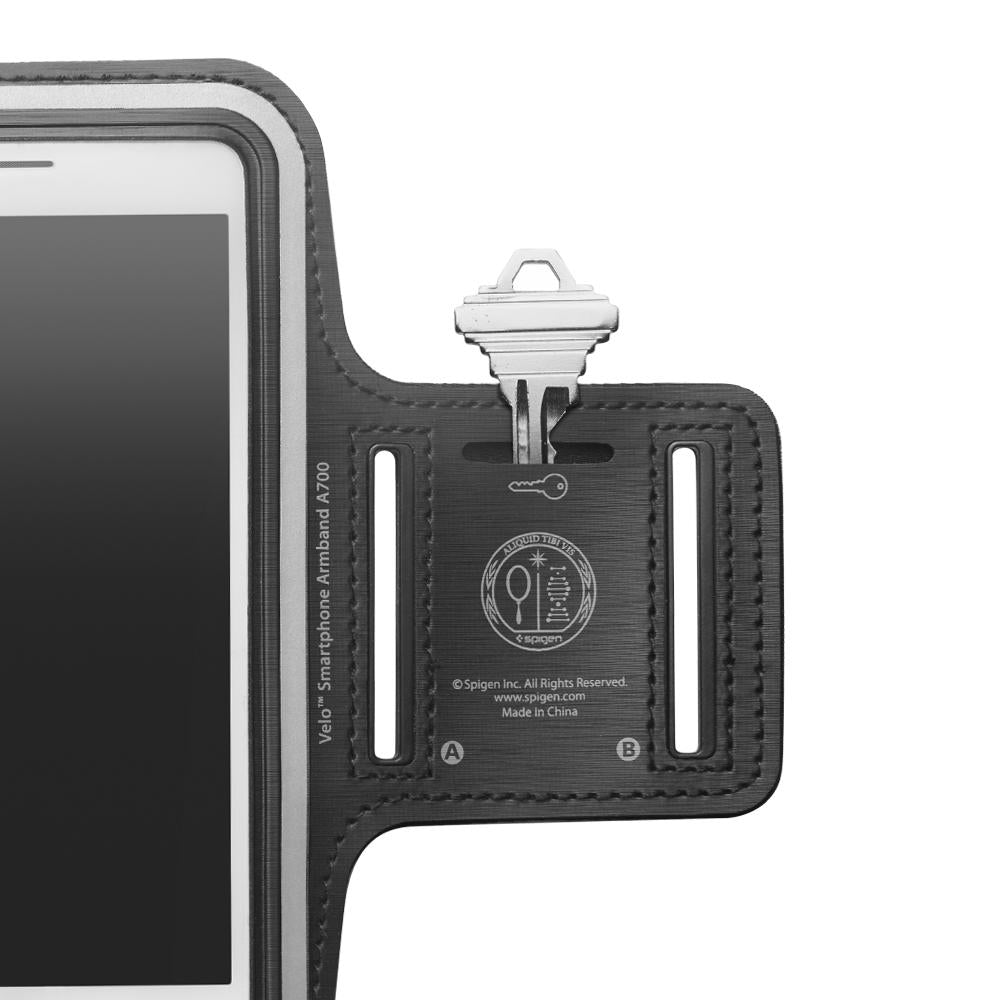 Spigen Velo A700 Universal Sports Armband for Phones Upto 6-inch Screen